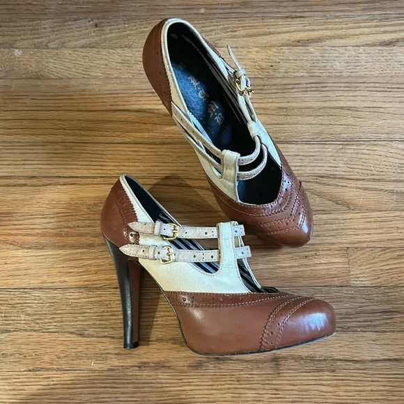 L.A.M.B. Heels - Picture 6 of 7